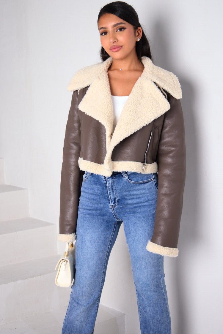 Blouson aviateur taupe court en similicuir avec bordures moumoute - RIVE GAUCHE