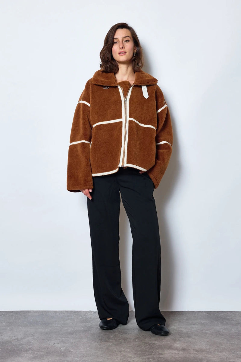 Bombardier tout doux en sherpa marron avec détails contrastés - RIVE GAUCHE