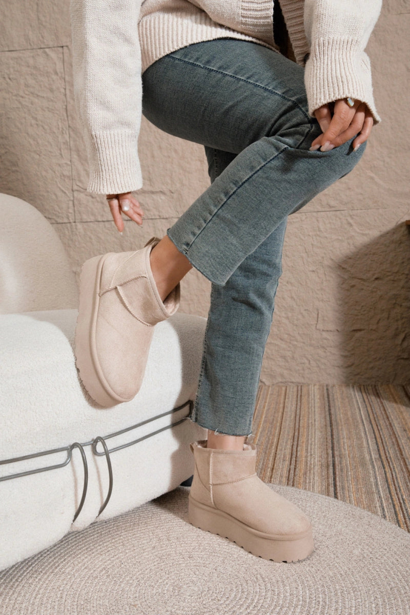 Bottines boots basses en suédine beiges - RIVE GAUCHE