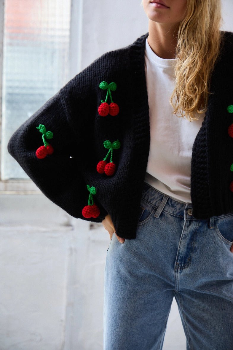 Cardigan tricot patch cerise - RIVE GAUCHE