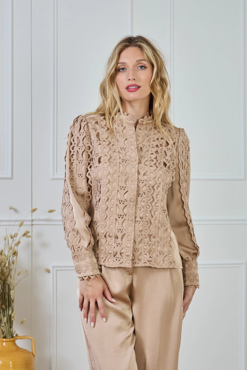Chemise fluide satinée beige avec dentelle - RIVE GAUCHE