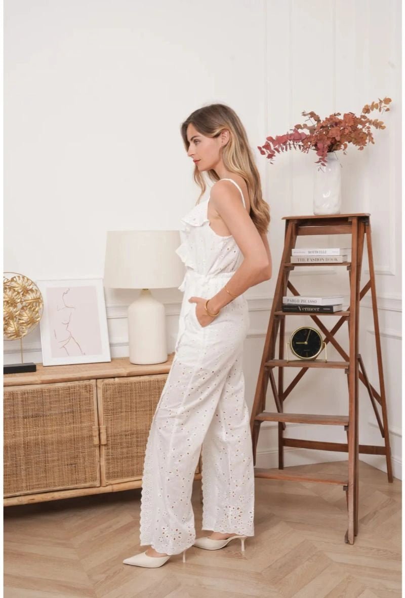 Combinaison blanche en coton style volants en dentelle avec cordon noué à la taille - RIVE GAUCHE