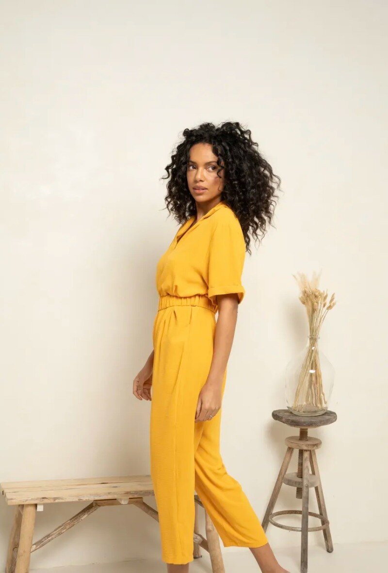 Combinaison fluide avec ceinture jaune moutarde - RIVE GAUCHE
