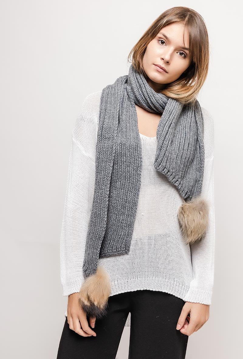 Écharpe grise en laine mélangée avec pompons en fourrure - RIVE GAUCHE