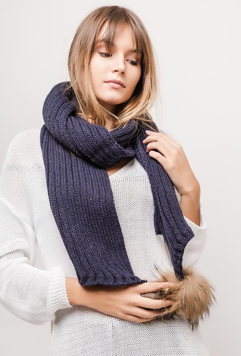Écharpe marine en laine mélangée avec pompons en fourrure - RIVE GAUCHE