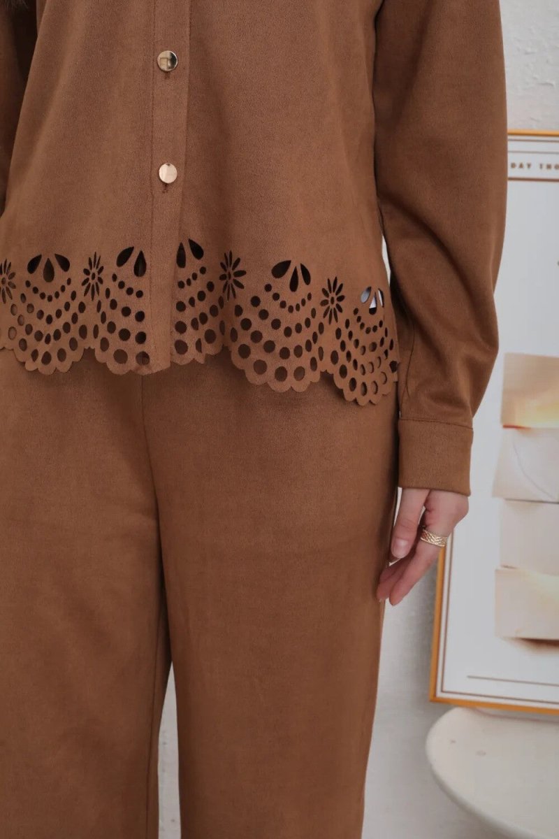 Ensemble chemise et pantalon camel en daim ajouré - RIVE GAUCHE