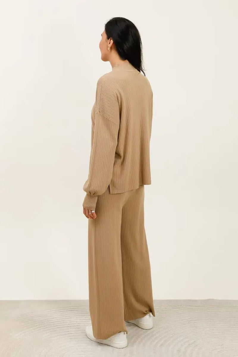 Ensemble pull & pantalon côtelé – chic & confort assuré - RIVE GAUCHE