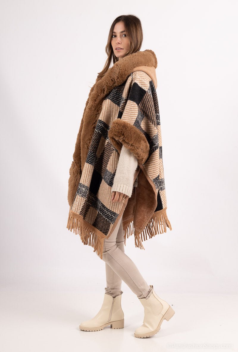 Poncho à carreaux avec capuche col fourrure marron et franges - RIVE GAUCHE