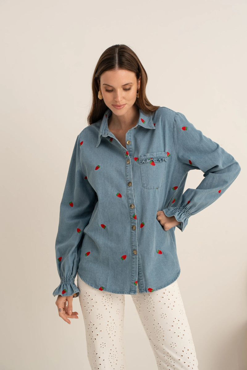 Surchemise en jeans brodé de fraises - RIVE GAUCHE