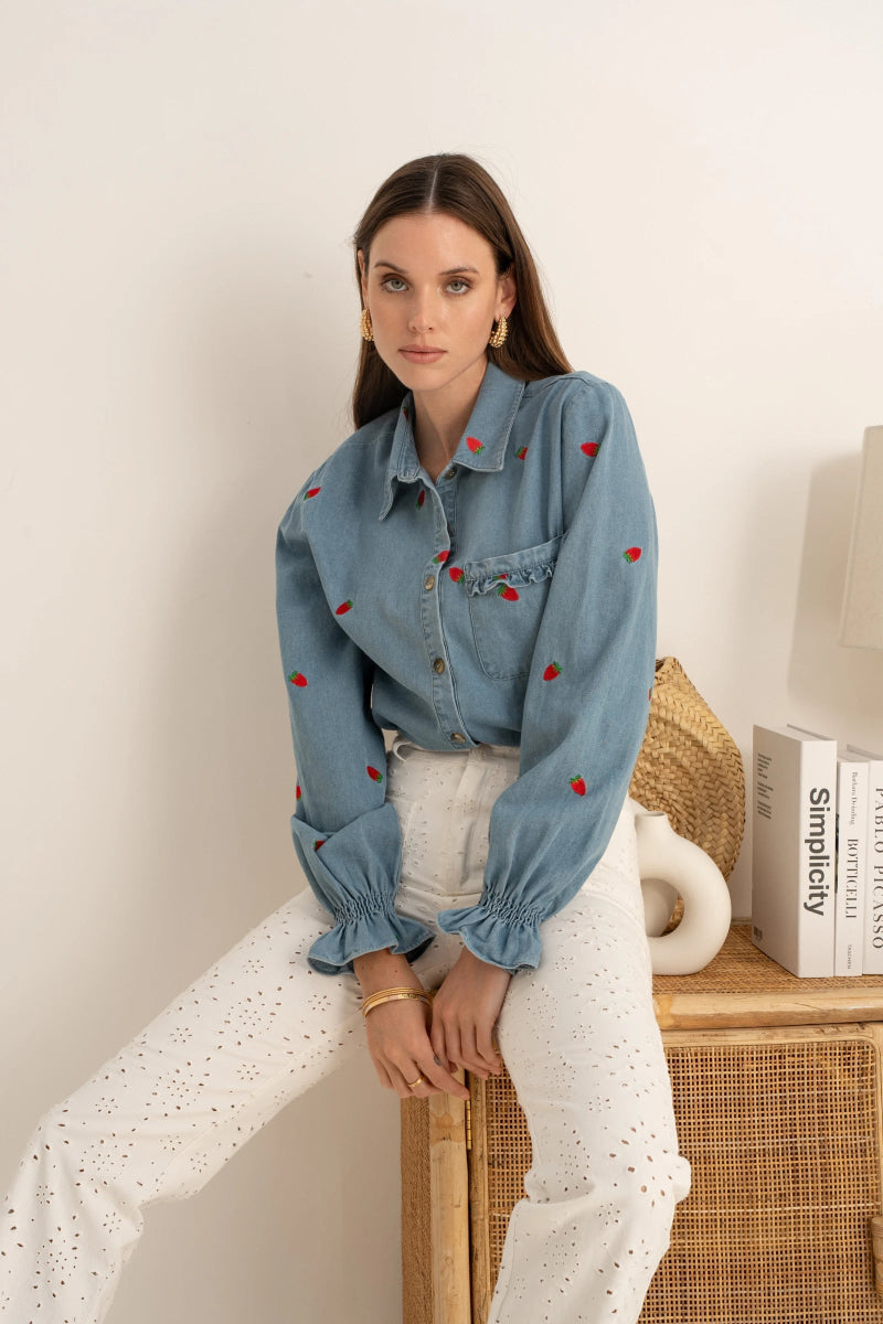 Surchemise en jeans brodé de fraises - RIVE GAUCHE