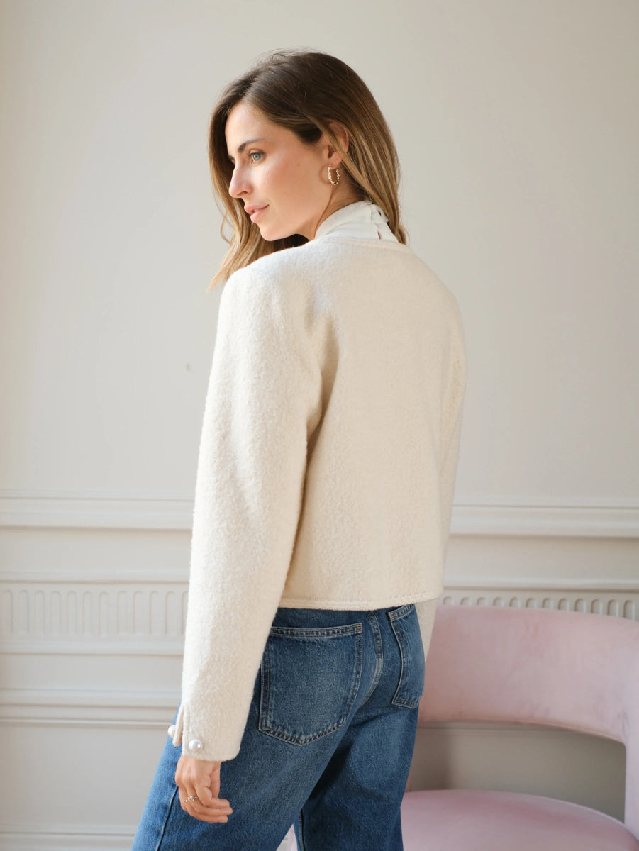 Veste courte en moumoute blanche à boutons perles - RIVE GAUCHE