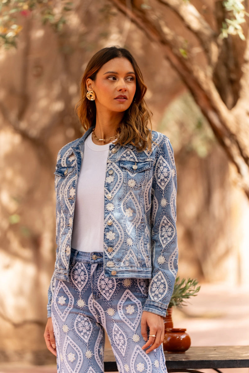 Veste denim brodée à la main Tekoa - RIVE GAUCHE