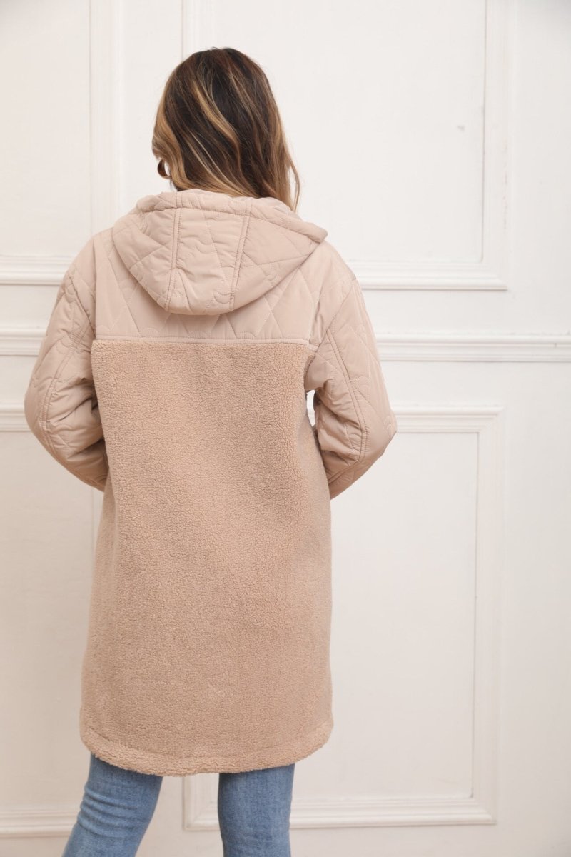 Veste matelassée beige avec capuche en fourrure d’agneau - RIVE GAUCHE