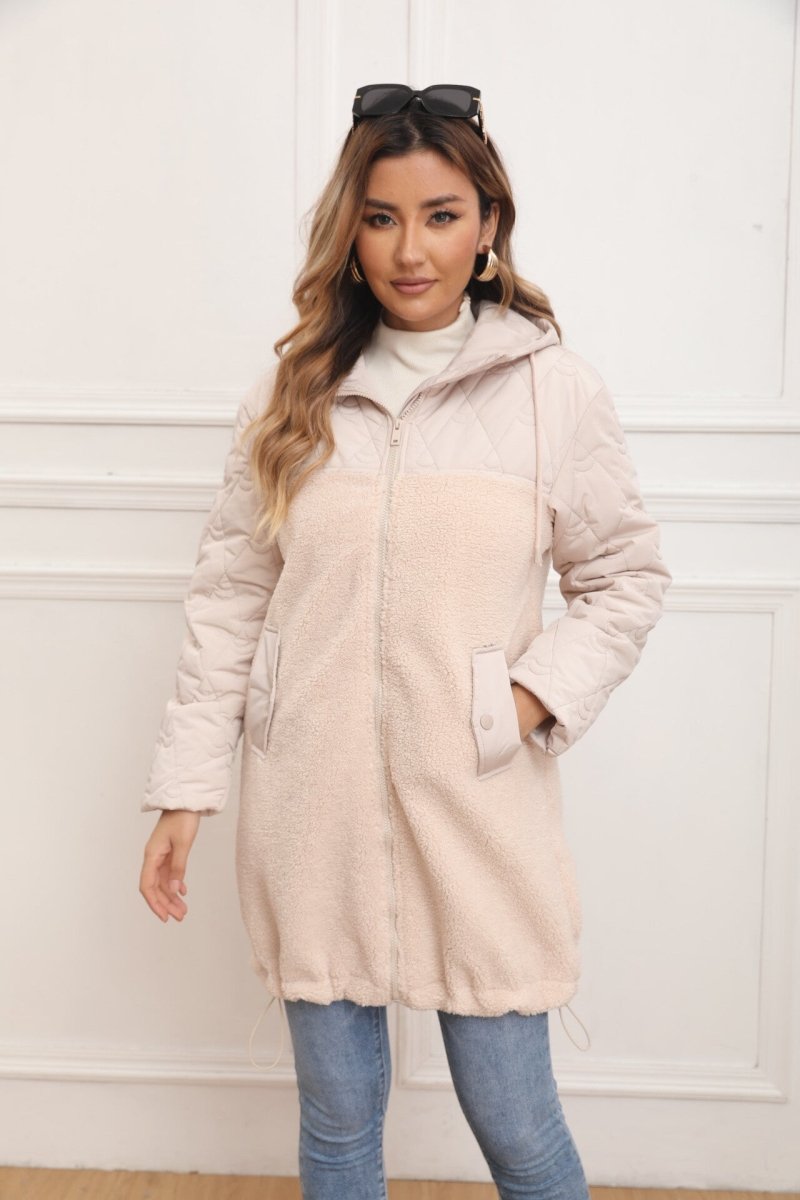 Veste matelassée écrue avec capuche en fourrure d’agneau - RIVE GAUCHE