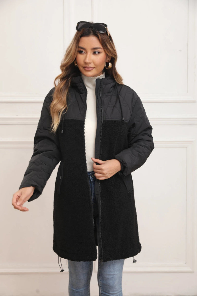 Veste matelassée noire avec capuche en fourrure d’agneau - RIVE GAUCHE
